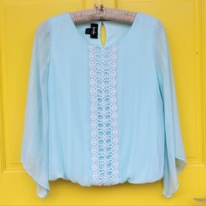 By & By Pastel Teal Sheer Lace Trim Bell Sleeve Boho Blouse S